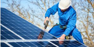 Installation Maintenance Panneaux Solaires Photovoltaïques à Azelot